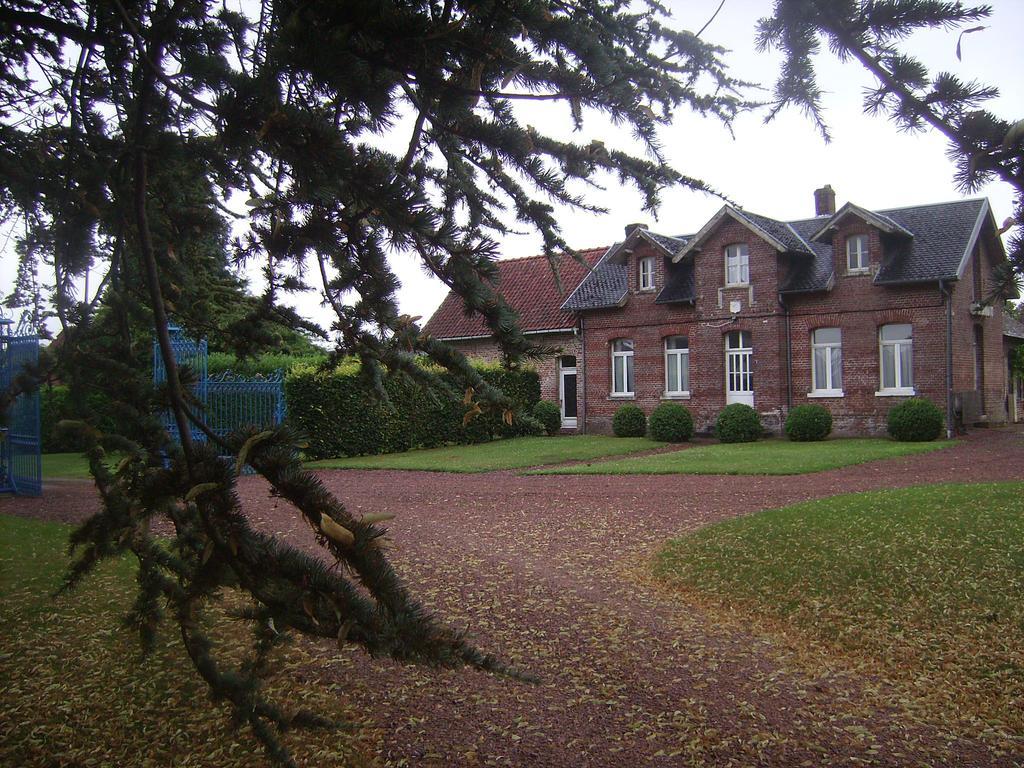Chambres D'Hotes & Gites Du Chateau De Grand Rullecourt Room photo