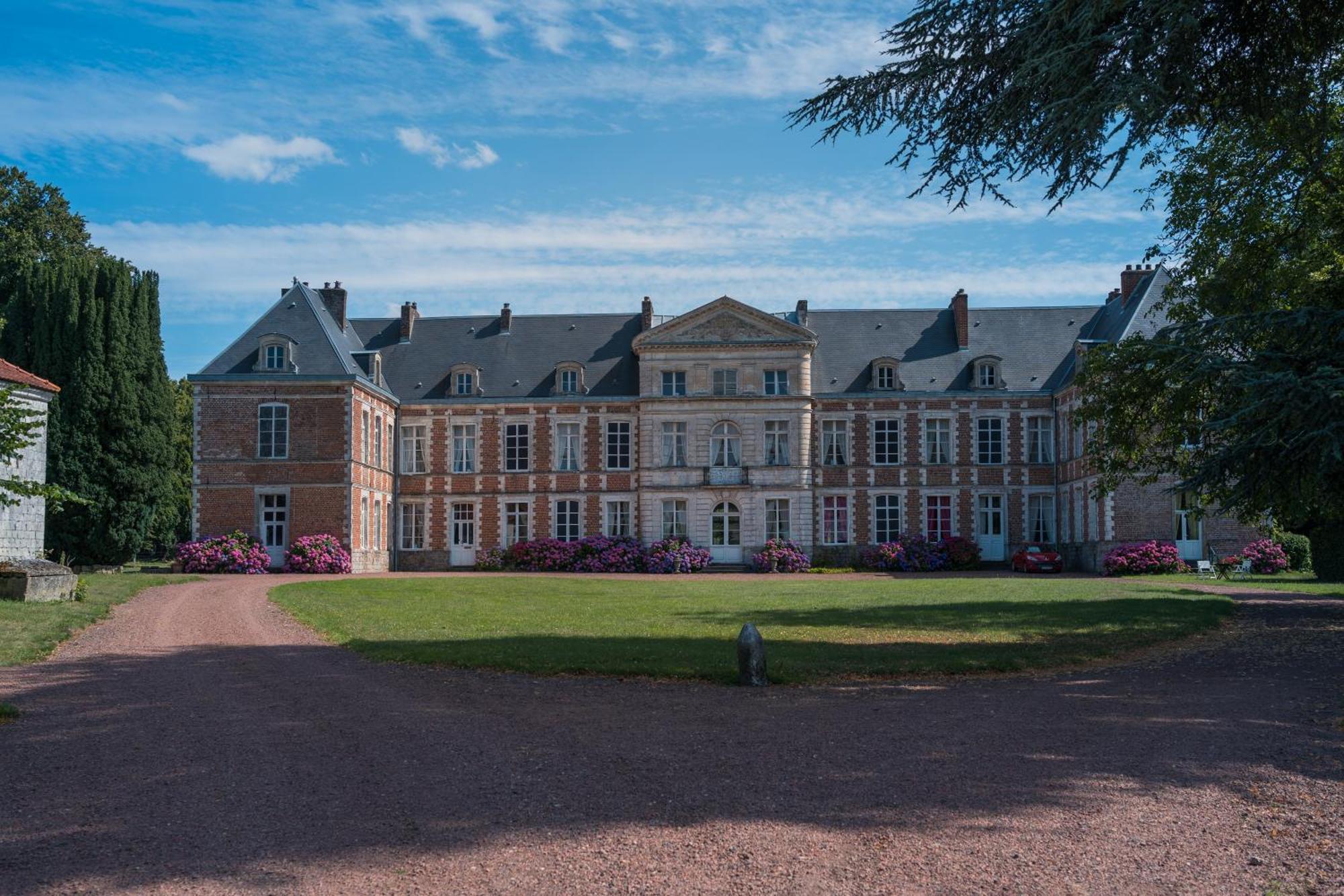 Chambres D'Hotes & Gites Du Chateau De Grand Rullecourt Exterior photo